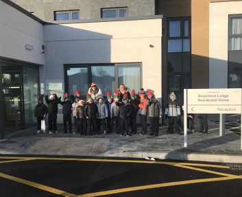 The Elves from Scoil Fhursa called with Christmas cards for the residents at Beaumont Lodge!